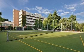 Сана Спа Хотел